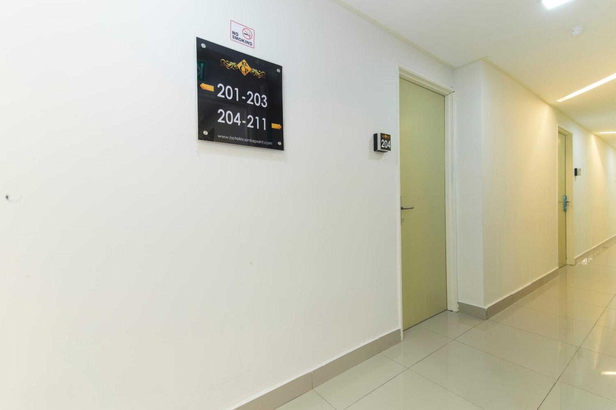 Oyo 552 Hotel Kl Centre Point Kuala Lumpur Exterior photo